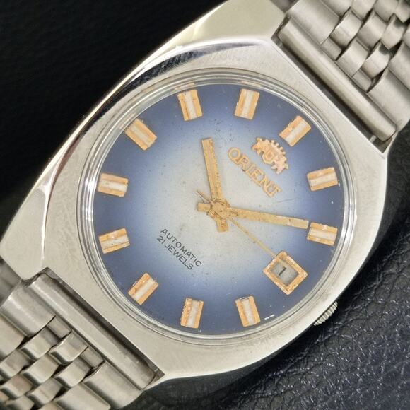Vintage 1981 Orient Automatic Mens Silver Watch W/daydate & Blue accents - Picture 1 of 10